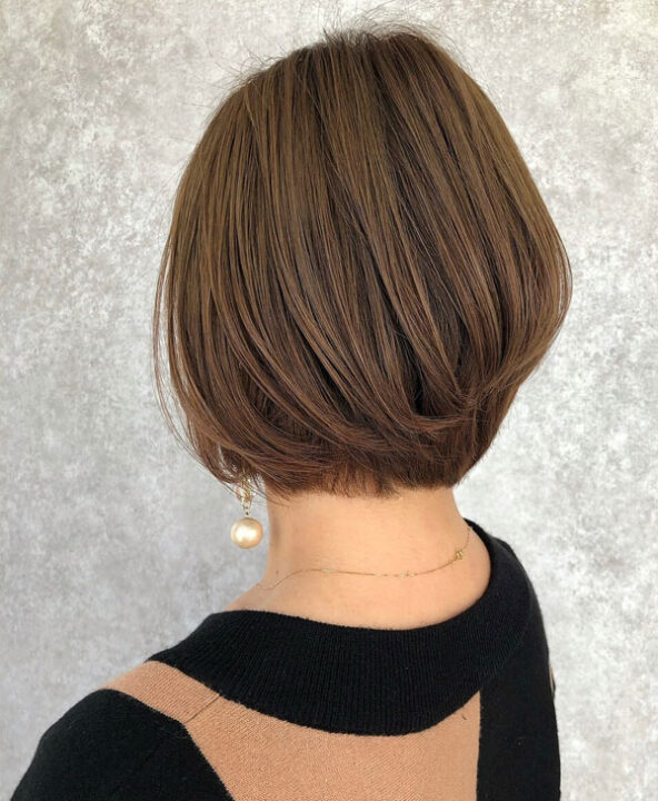 前下がりショートボブ